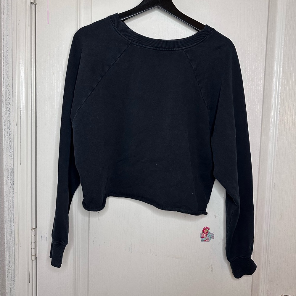 Black Sweater Cropped